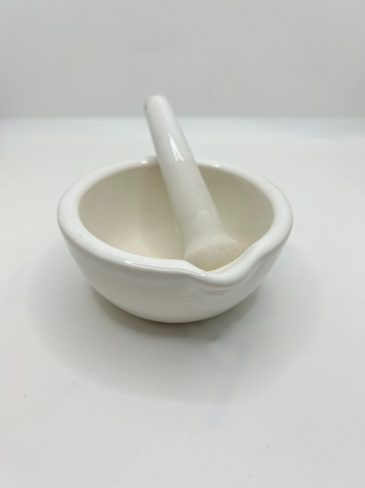 Porcelain Mortar Set 130 mm – Large Pharmacy and Laboratory Type Grinding & Pulverizing